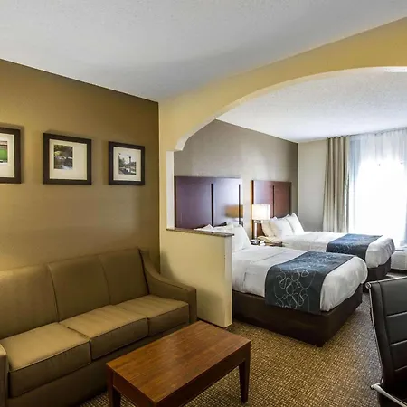 Quality Suites Morristown West-2